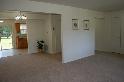 Carriage Run Pet Friendly Apartments and Townhouses Somerset, NJ