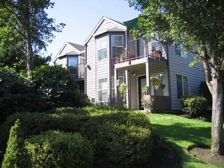 South Parc @ Bethany | Pet Friendly Apartments | Portland, OR